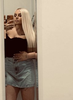 Nastia - puta in Riyadh Photo 4 of 4