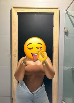 Sheila - puta in Abuja Photo 2 of 4