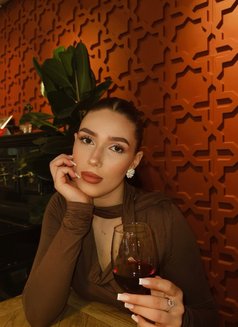 Nastya - escort in Hong Kong Photo 8 of 9