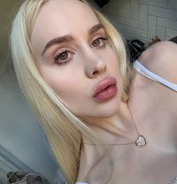 Nastya - escort in Singapore