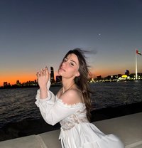 Nastya - puta in Dubai