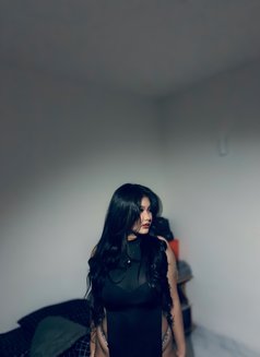 Nata - escort in Jakarta Photo 2 of 4