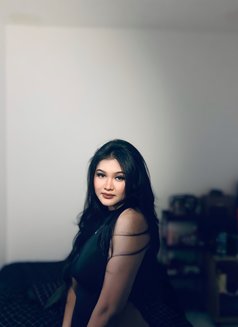 Nata - escort in Jakarta Photo 3 of 4