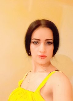 Natacha - escort in Beirut Photo 6 of 7