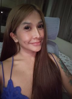 Natacha - Masajista in Al Manama Photo 1 of 8