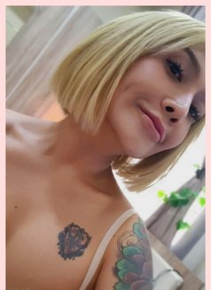 Natacha - escort in Khobar Photo 5 of 10