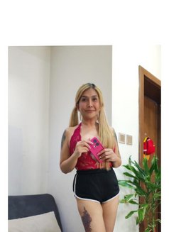 Natacha - masseuse in Khobar Photo 1 of 8