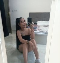 Lucky massage Service - puta in Dammam Photo 4 of 5