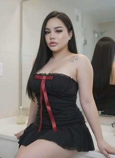 Natalee - escort in Khobar Photo 11 of 15