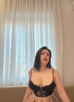 Natalee - escort in Tirana Photo 12 of 12