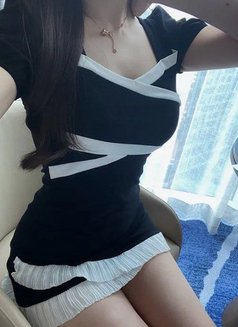 Natali Korean Stu - escort in Seoul Photo 1 of 3