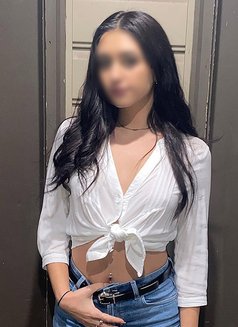 Natalia - escort in Bangkok Photo 2 of 6
