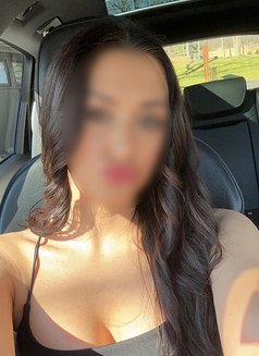 Natalia - escort in Bangkok Photo 5 of 6