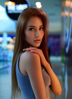 Natalia - escort in Seoul Photo 8 of 9