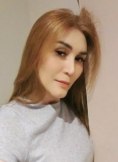 Natalia - escort in Kuala Lumpur Photo 9 of 16