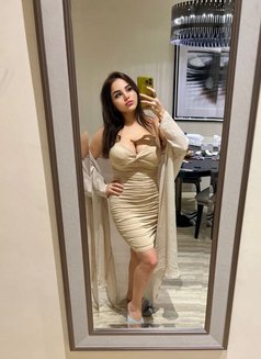 Natalia Outcall, Incall - puta in Riyadh Photo 2 of 3