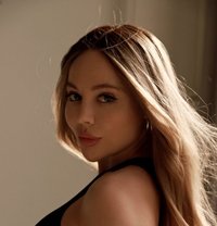 Natalia - puta in Hong Kong