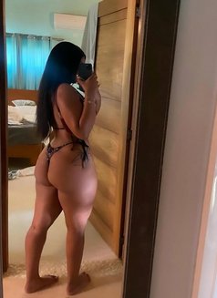 Natalie - escort in Doha Photo 1 of 2