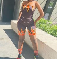 Natalie - puta in Nairobi