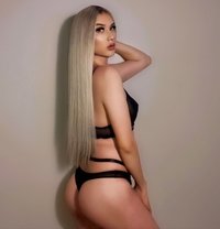 Natalie Russian Doll - Transsexual escort in Dubai