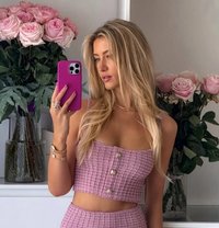 Natalie - puta in Singapore