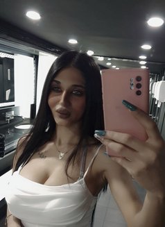 Natalie - escort in Beirut Photo 7 of 7