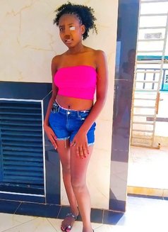 Natalie 🦋 Mirema Bloody 🥰 Petite - puta in Nairobi Photo 10 of 10
