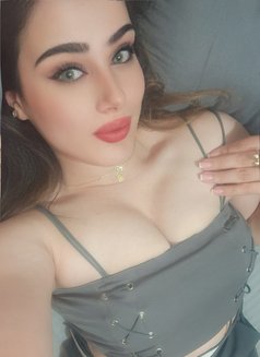 Natalie Vip🩷 - escort in Beirut Photo 6 of 6