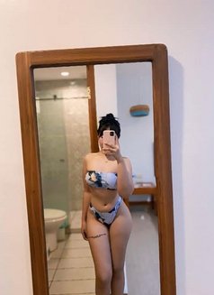 Natalnia - puta in Cebu City Photo 4 of 4