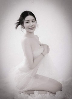 Natalya - masseuse in Ahmedabad Photo 1 of 2