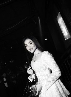 Nataşa - puta in İstanbul Photo 2 of 5