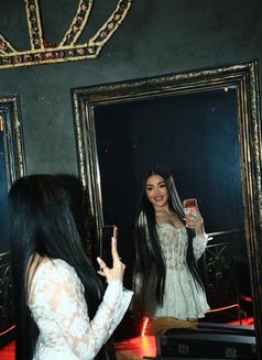 Nataşa - puta in İstanbul Photo 4 of 5