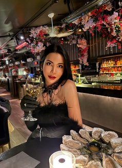 Natascha TS - Transsexual escort in Hong Kong Photo 8 of 14