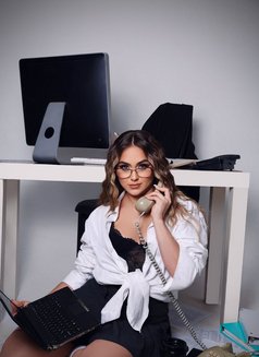 NATASHA Amazing Sexy Model - escort agency in Dubai Photo 2 of 7