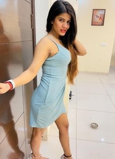 Natasha Arora = Girlfriend Experience - puta in Hyderabad Photo 4 of 10
