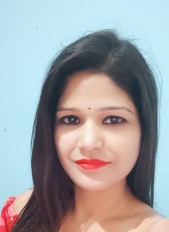 Natasha cam show only - puta in Kochi Photo 1 of 1