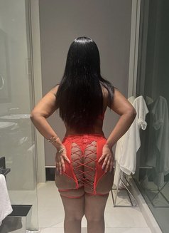 Natasha Carol - puta in Dubai Photo 15 of 16