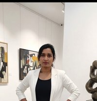 Natasha chaudhary - puta in Gurgaon