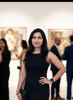 Natasha chaudhary - escort in Gurgaon Photo 4 of 10