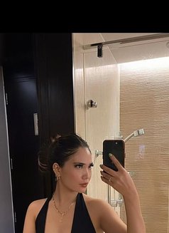 Natasha Delhi - puta in New Delhi Photo 1 of 4