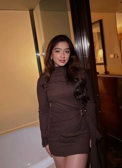 Natasha - escort in Mumbai Photo 3 of 3