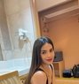 Natasha - puta in Hong Kong Photo 5 of 9