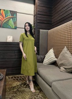 Natasha - Transsexual escort in Manila Photo 4 of 6