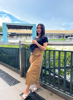 Natasha - Transsexual escort in Manila Photo 5 of 6