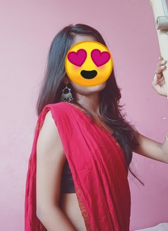 Natasha high profile escort - puta in Lucknow Photo 3 of 3