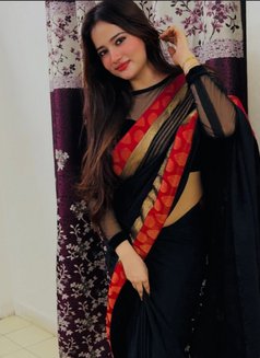 Natasha - escort in Dubai Photo 5 of 6