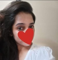 Natasha - puta in Chennai