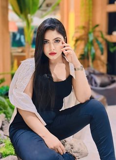 Natasha - puta in Kuala Lumpur Photo 3 of 9