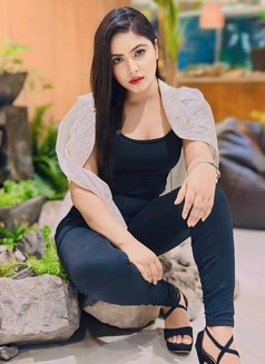 Natasha - puta in Kuala Lumpur Photo 6 of 9