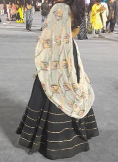 Natasha - puta in Mumbai Photo 3 of 3